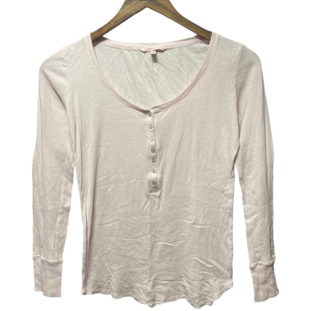 Victoria’s Secret light pink long sleeve crewneck scoop neck Henley shirt top